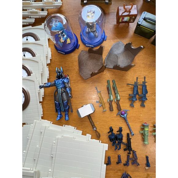 Fortnite Mixed Lot Toys, Figures, Weapons, Building Pieces, Cards SEE PICS - Picture 12 of 13